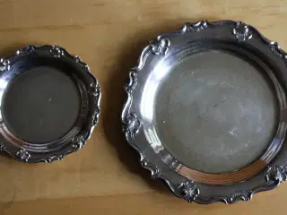 16 glasbakker sølvplet