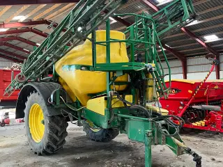 John Deere sprøjte 832 i