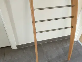 Håndklædetørre i træ/stål