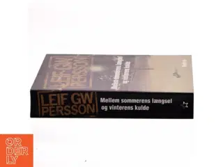 Mellem sommerens længsel og vinterens kulde : af Leif G. W. Persson (Bog)