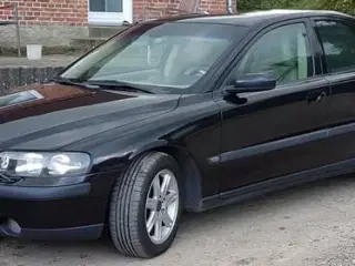 volvo s60 2,4 nys km 400000