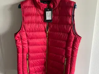 Rød Normann Vest størelse 40