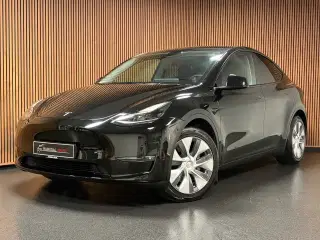 Tesla Model Y  Long Range AWD