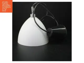 Hvid lampe (str. Ø. 16 cm)