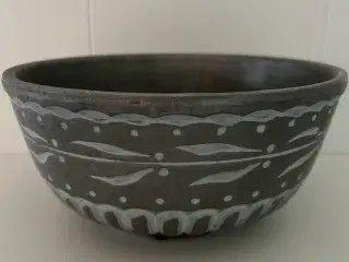 Røgild keramik skjuler
