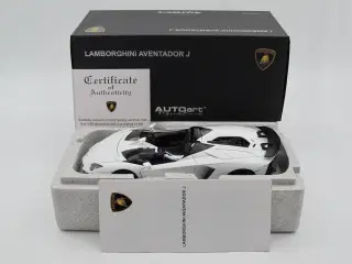 2012 Lamborghini Aventador J - AUTOart - 1:18