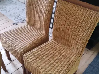 Fine stole i Rattan.