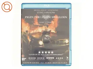 Pigen der legede med ilden