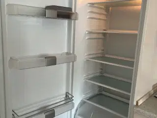 Køleskab GRAM 370 Liter