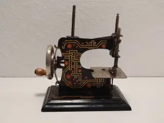 Miniature symaskine i blik .Model Casige 0 år 1935