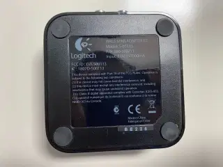 Logitech 534-000424 AC/DC Adapter 5V 1A med rundt