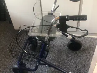 næsten ubrugt rollator