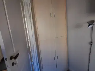 Skab og reol