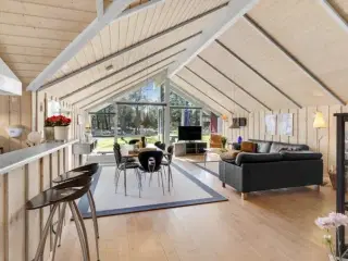 Sk�nt Kalmar hus i fantastisk natur p� R�m� - midt i Nationalark Vadehavet.