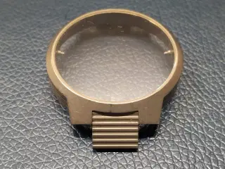 Junghans Mega Spectral Titanium, ur kasse, ur dele