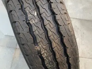 Ny pris NYT dæk på stål fælge.