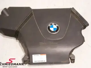 Plastluftindtag over låseplade B13717508711 BMW E46