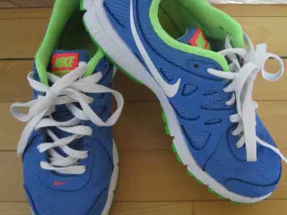 NIKE KONDISKO. Str. 38,5.