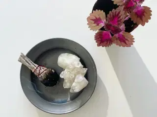 Tintallerken m patina