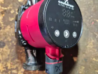 Grundfos Alpha 25-40-180 
