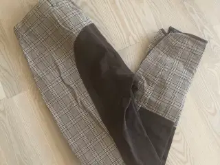 Velholdte ridebukser fra Montar - str. 42.