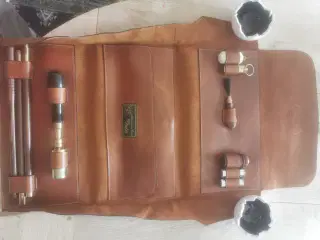 🎯 Rey Pavon Cal. 12 – Eksklusivt rensesæt i læder