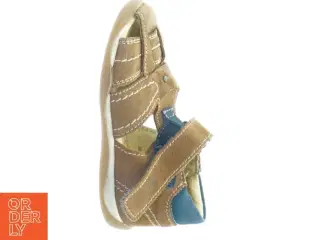 Sandaler (str. 22)
