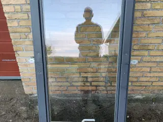 VELUX vindue GPU 78x140 tophængt med brandredning