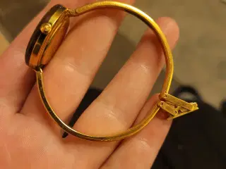 Gucci ur