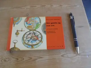 Om gamle og nye ure – se fotos og omtale  