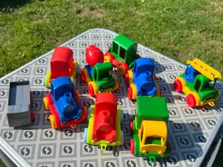 Små og store legetøjsbiler, til udendørs brug