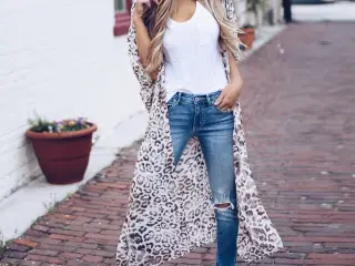 Kimino print(hvid leopard print)-nye Str: Large+XL