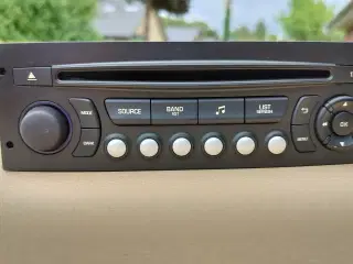 Autoradio Citroen/Peugeot med CD
