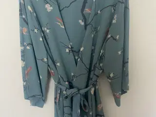 Pieces kimono str. XL