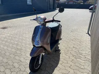 MOTOWELL Elenor, Elenor Limited. A2
