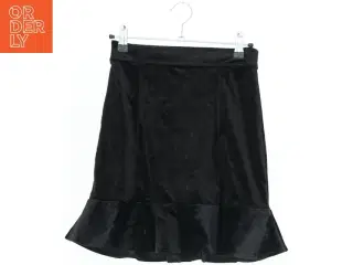 Sort nederdel med flæsekant fra H&M (str. S)