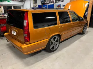 Volvo V70R