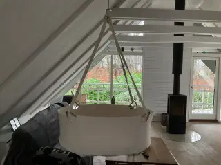 Hænge vugge sælges