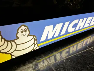 Michelin lysskilt