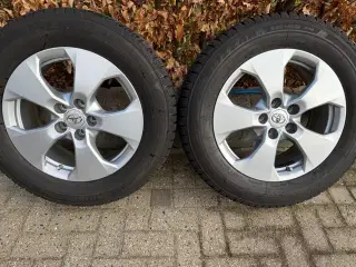Dæk(vinter) på alufælge til Rav 4