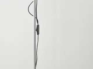 Praktisk gulvlampe med læselampe