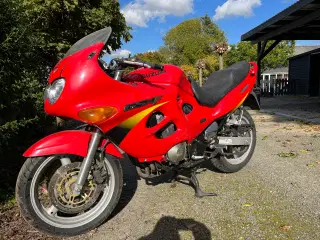 Suzuki GSX 600 u/afgift