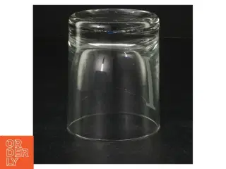 Gennemsigtigt glas med indgraveret dekoration