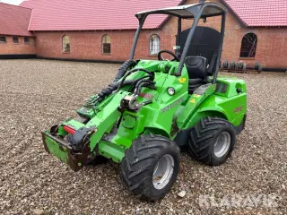 Minilæsser Avant 635 staldkat