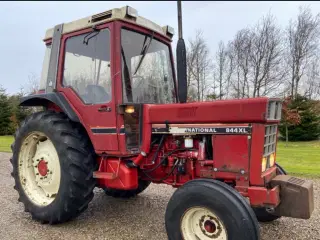 Ih844xl