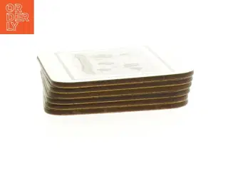 Bord brikker med frugt- og grøntsagsmotiver (str. 11,5 x 9,5 cm)