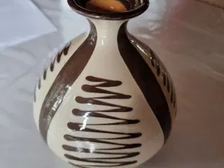 Kähler vase. 