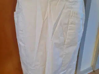 Nederdel str 42 xl fra H&M