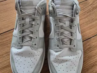 Nike Dunk Low Grey Fog sneakers 