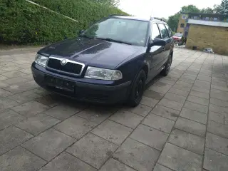 Skoda Octavia 1.6
